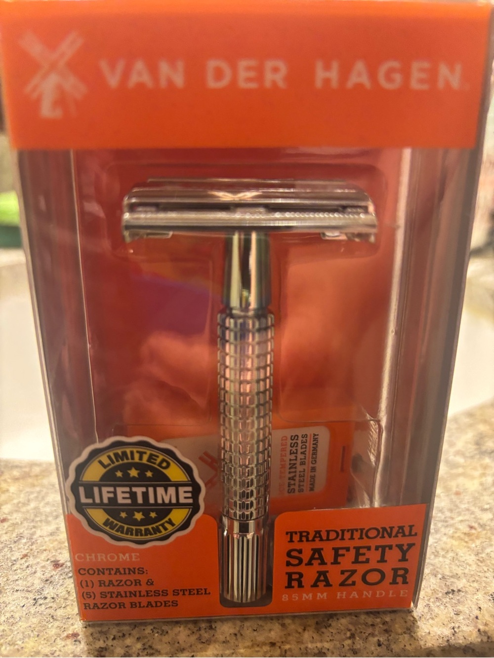 VAN DER HAGEN Razor